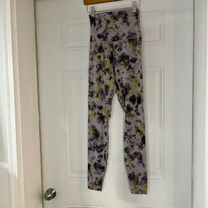 Lululemon Super High Waisted Align Leggings Size 2 in Radial Tie Dye